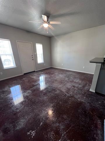 Building Photo - 215 Price Ln