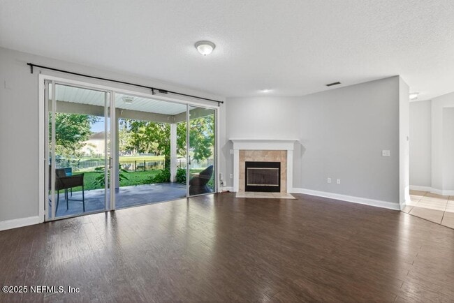 Building Photo - 612 Spruce Creek Rd