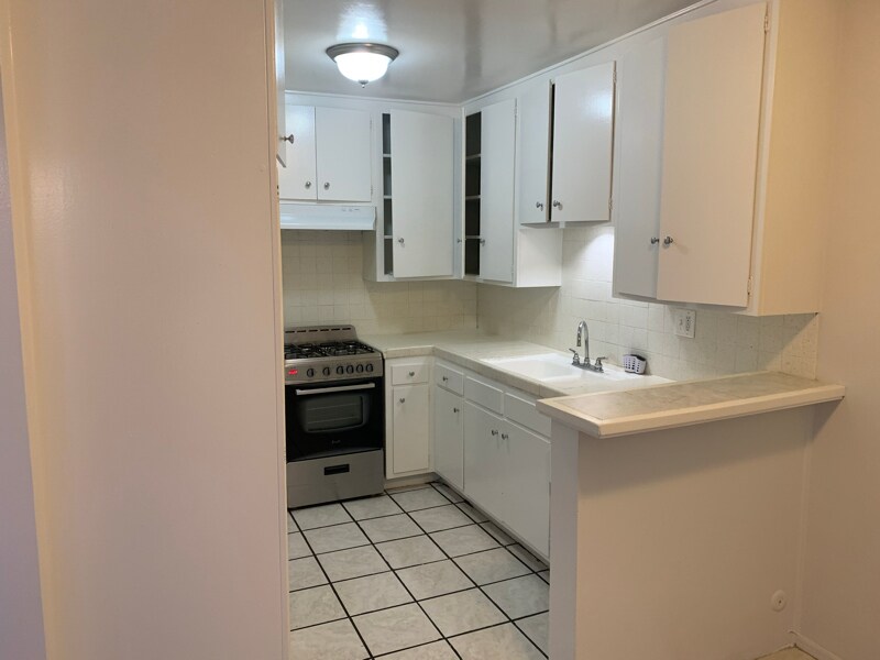 Building Photo - 20957 Bryant St