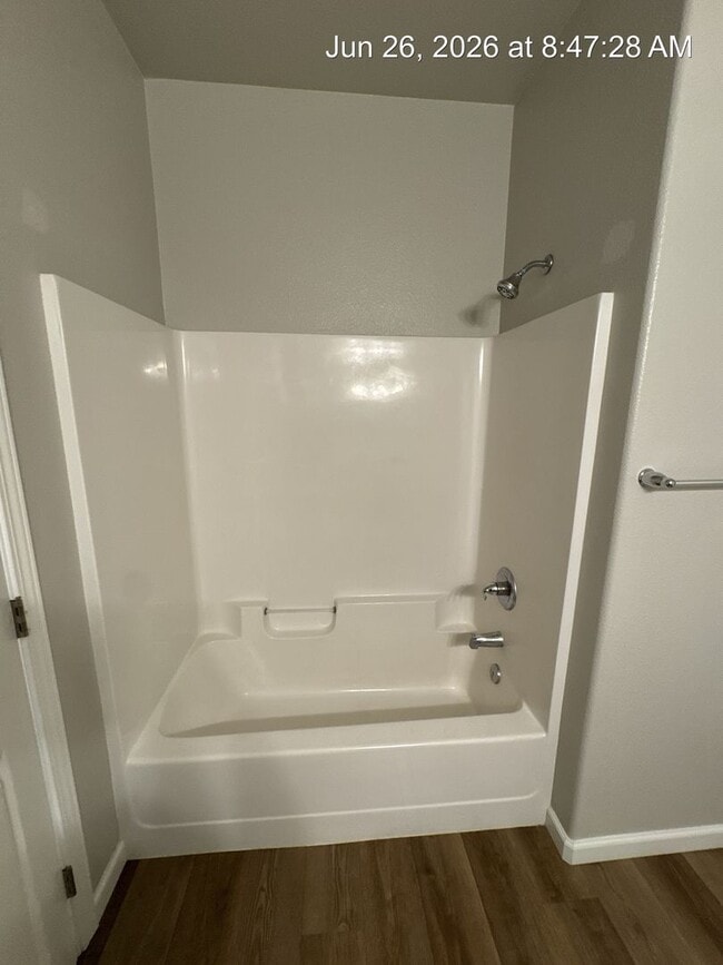 Building Photo - 4319