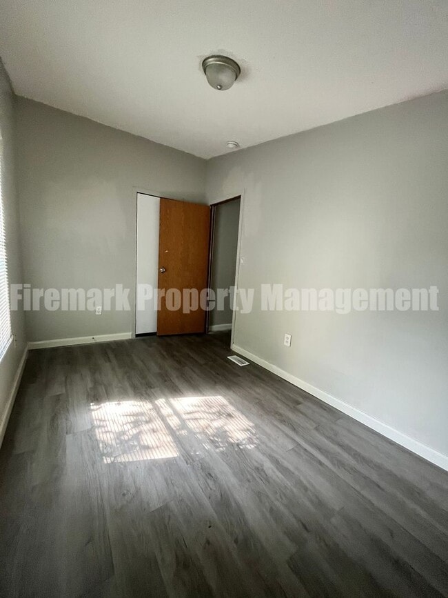 Building Photo - Double Wide for rent in Tullahoma