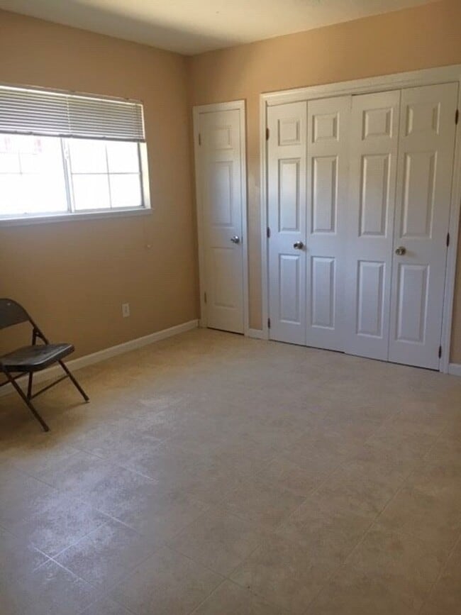 Building Photo - Perfect Location Near Cal Poly - Two Bed - Large Yard!