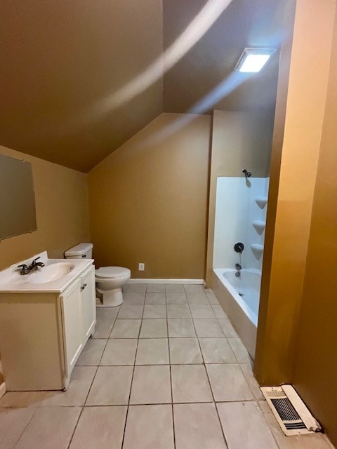 Building Photo - 411 Studebaker St