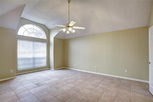 Building Photo - 2120 Los Rios Blvd