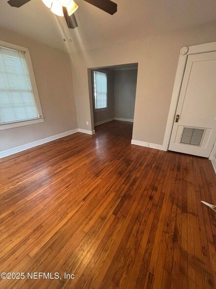 Building Photo - 2752 Herschel St