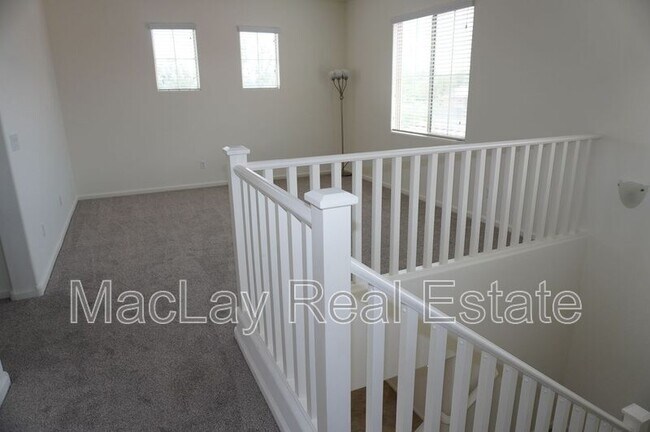 Building Photo - 3263 S Miller Dr