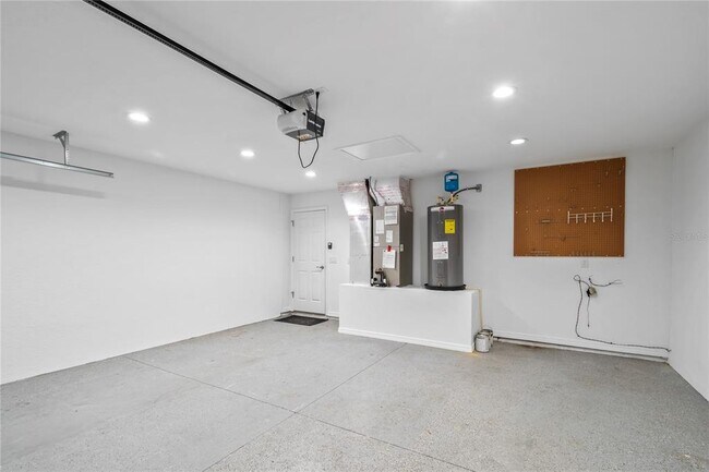 Building Photo - 7052 SW 179th Ct Rd