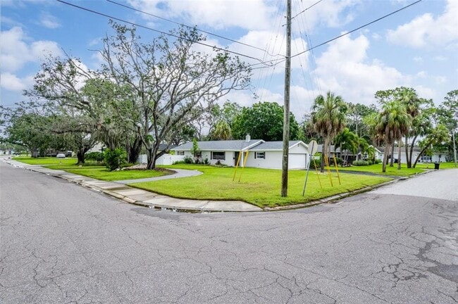 Building Photo - 5301 Venetian Blvd NE