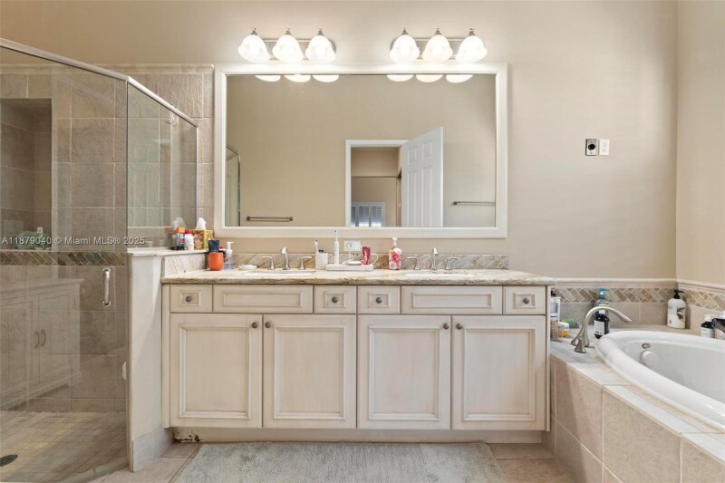 Building Photo - 3190 NW 84th Way