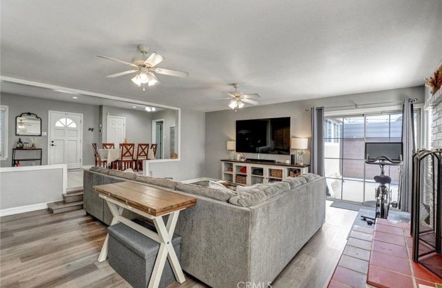 Building Photo - 10337 Garfield Ave