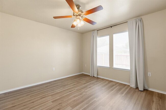 Building Photo - 7400 Cayenne Ln