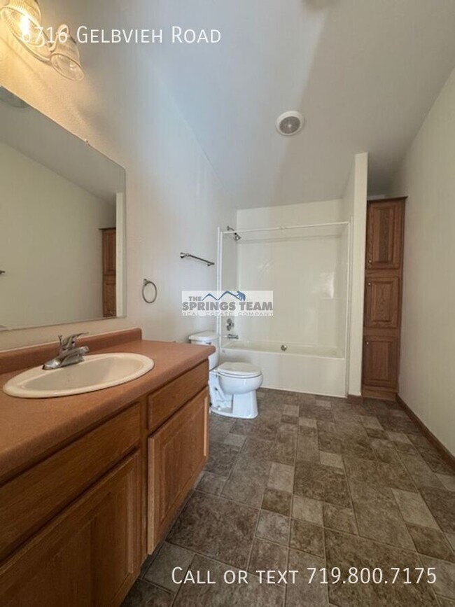 Building Photo - 6716 Gelbvieh Rd