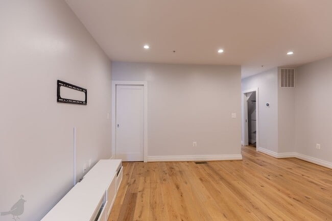 Building Photo - 4025 7th St NE