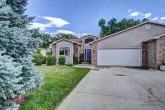 Building Photo - 536 Park Ridge Ct