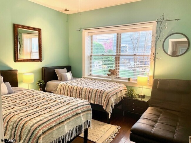 Building Photo - 217 Newark Ave