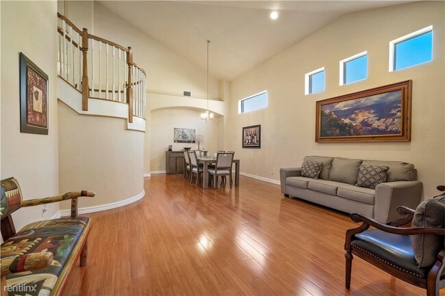 Building Photo - 4 br, 3 bath House - 12319 NW 77th Mnr