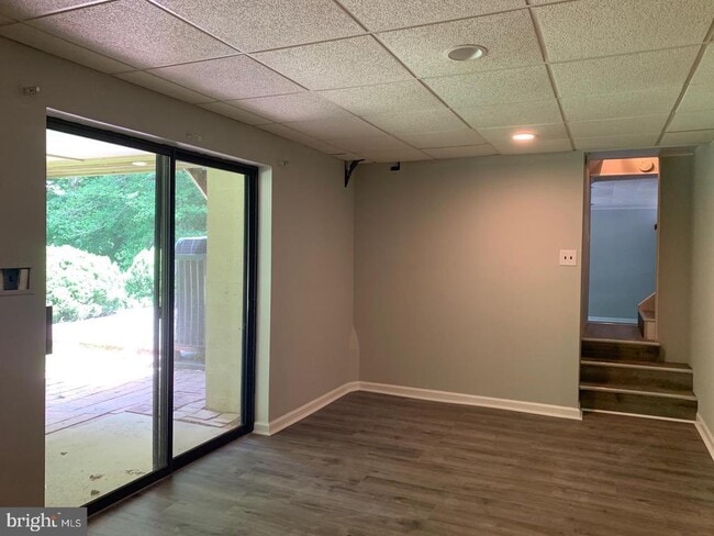 Building Photo - 63 Lincoln Dr