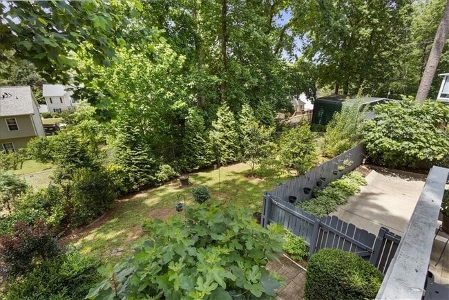 Building Photo - 2660 Windage Dr SW