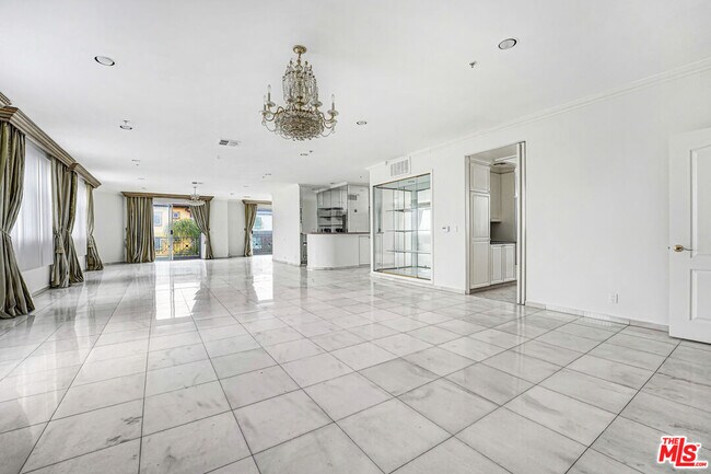 Building Photo - 1132 S Shenandoah St