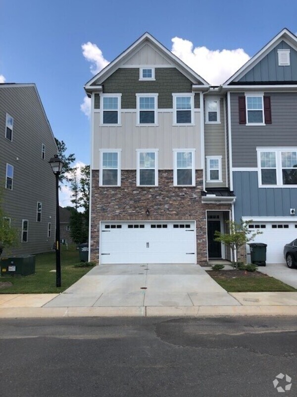 Building Photo - 12120 Ardrey Park Dr