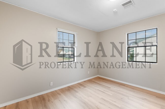 Building Photo - 235 Trout Ave