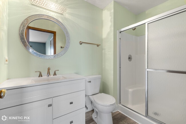 Building Photo - 417 Van Gogh Cir