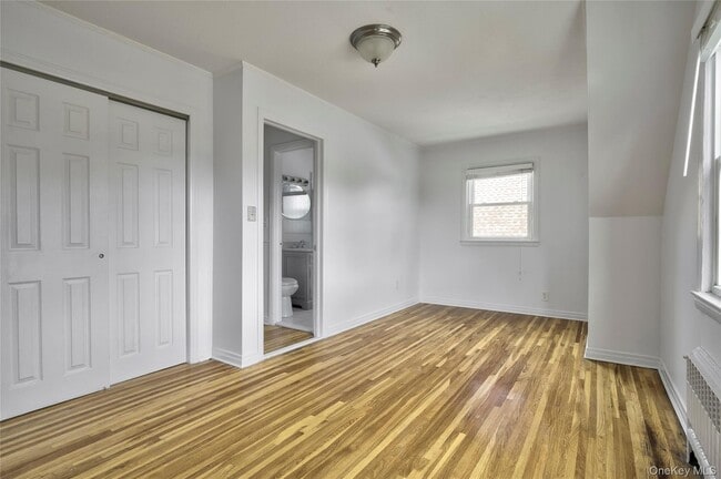 Building Photo - 209 Beech St
