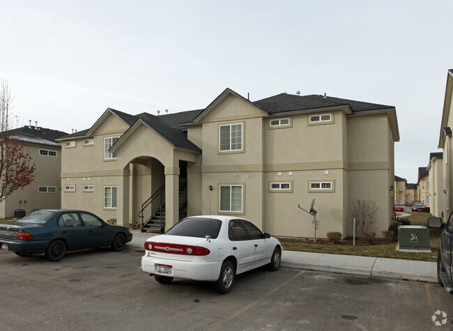 Building Photo - Hampton Place Estates