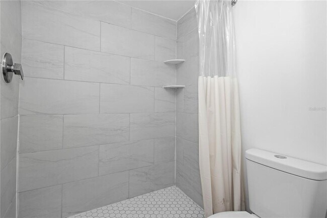 Building Photo - 401 Terrace Ct