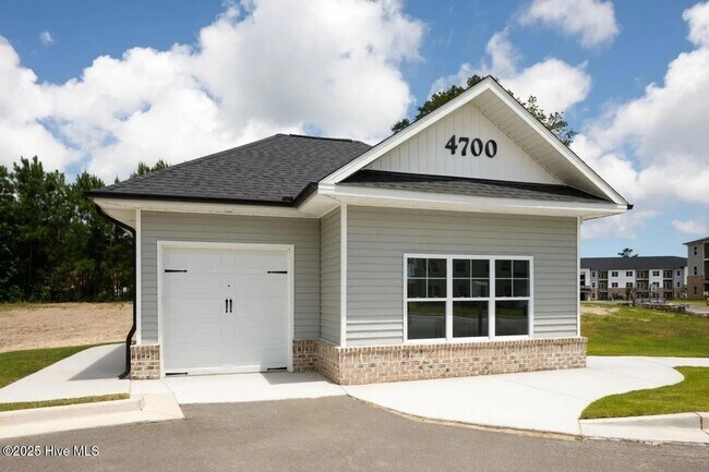 Building Photo - 4568 Tides Wy