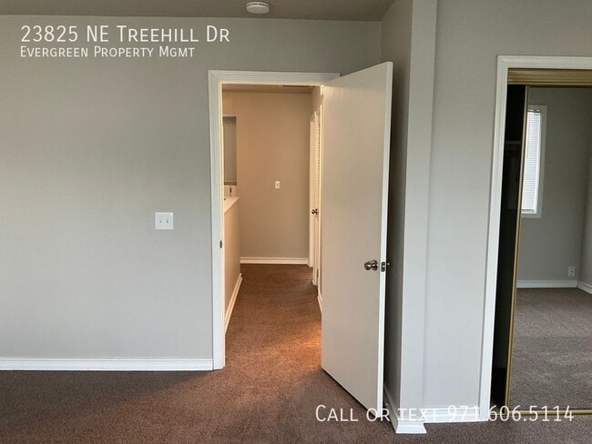 Building Photo - 23825 NE Treehill Dr