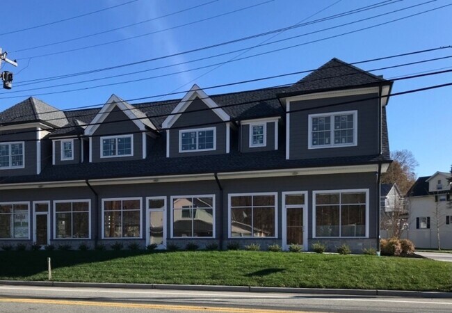 Building Photo - 9 Main Rd