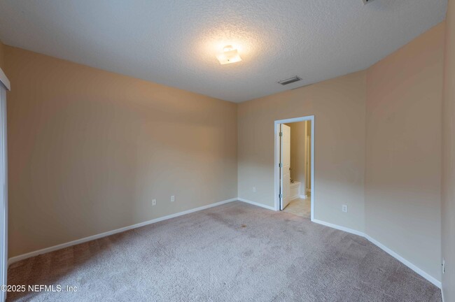 Building Photo - 12301 Kernan Forest Blvd