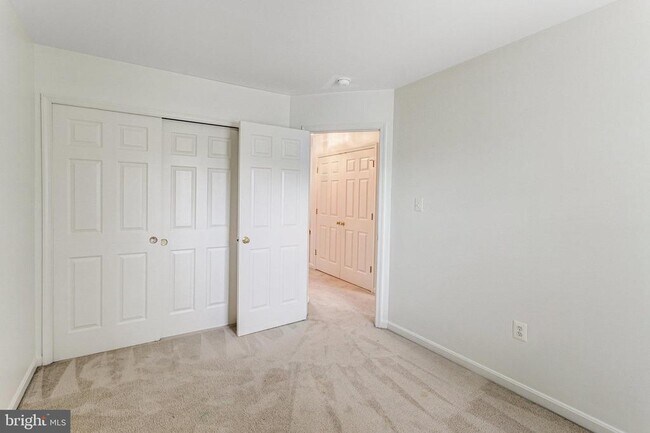 Building Photo - 14217 Hunters Run Way