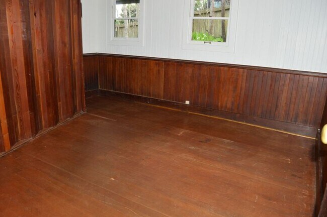 Building Photo - SanCarlos141