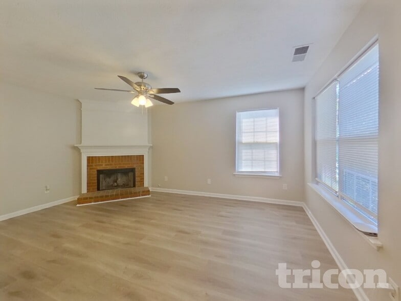 Building Photo - 1047 Winterglen Way