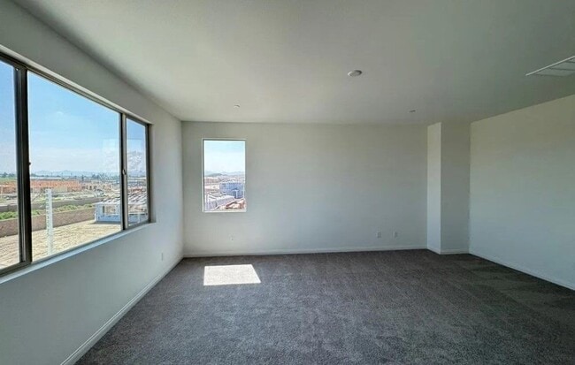 Building Photo - 17754 Pinot Noir Dr