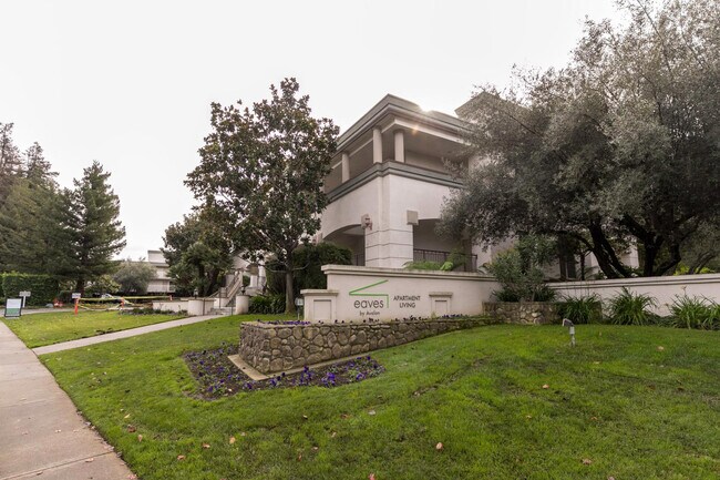 Building Photo - 555 W Middlefield Rd