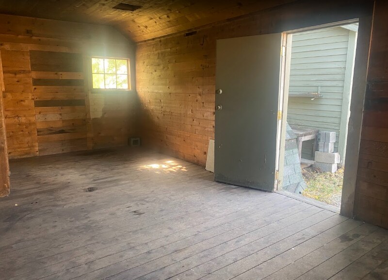 Building Photo - 2450 Wantland Ave