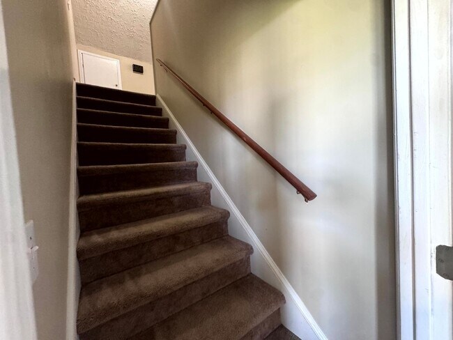 Building Photo - 109 Belle Boyd Dr