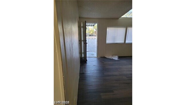 Building Photo - 5255 Sir James Way