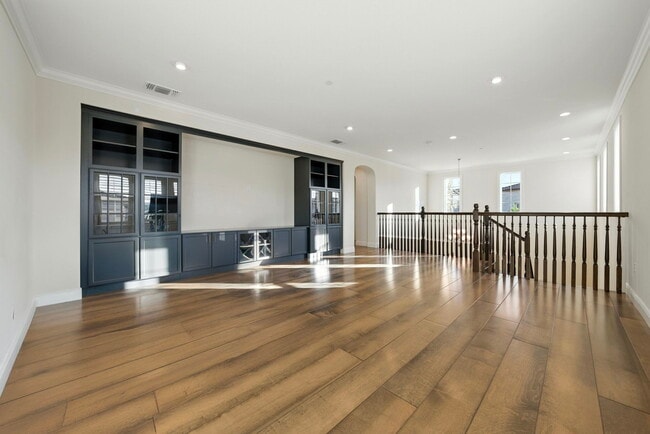 Building Photo - 201 Corriedale Ct