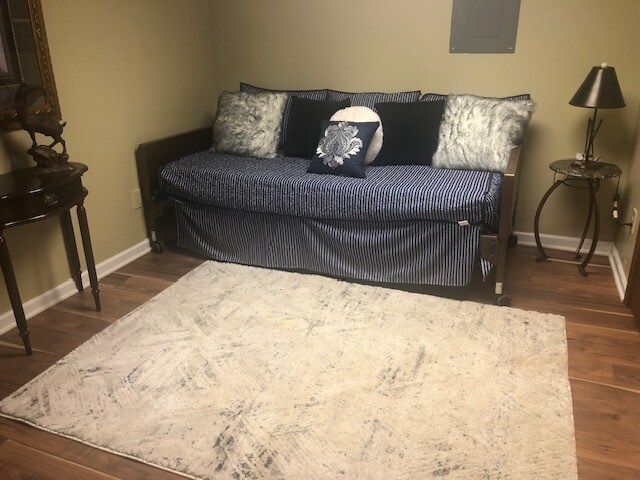 Office 2nd Bedroom - 1493 Scarlet Ct NE