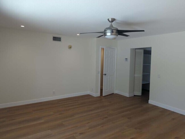 Building Photo - Beautiful and Spacious 4 Bed, 3 Bath Home ...