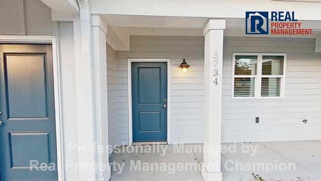 Building Photo - Newly Constructed Luxury Townhomes in Porters Neck