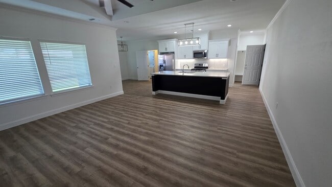 Building Photo - 1004 Killdeer Ct