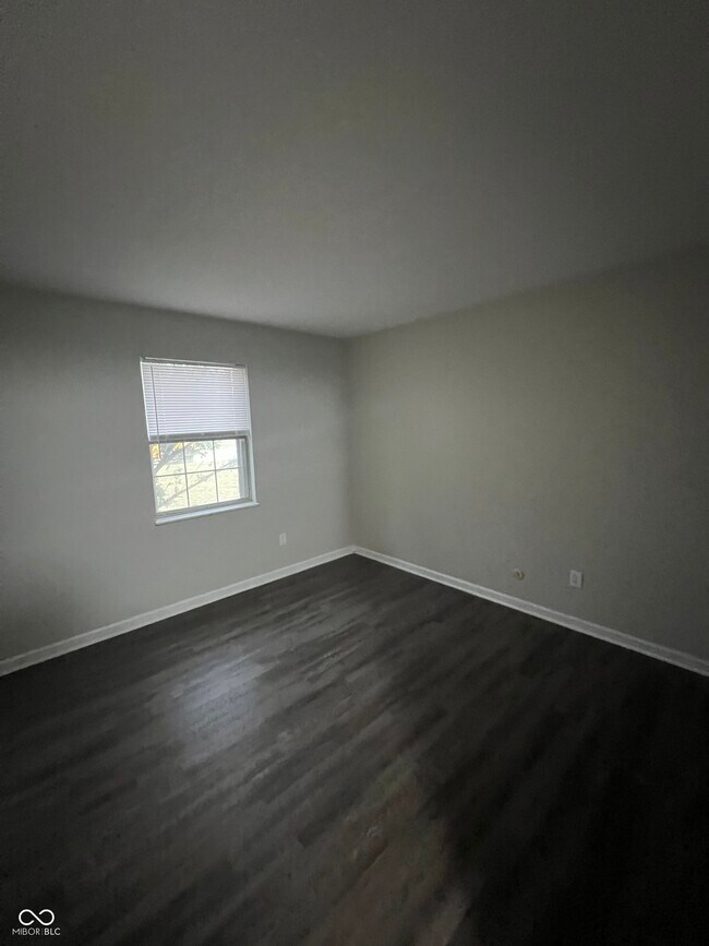 Building Photo - 1310 Millerwood Ct