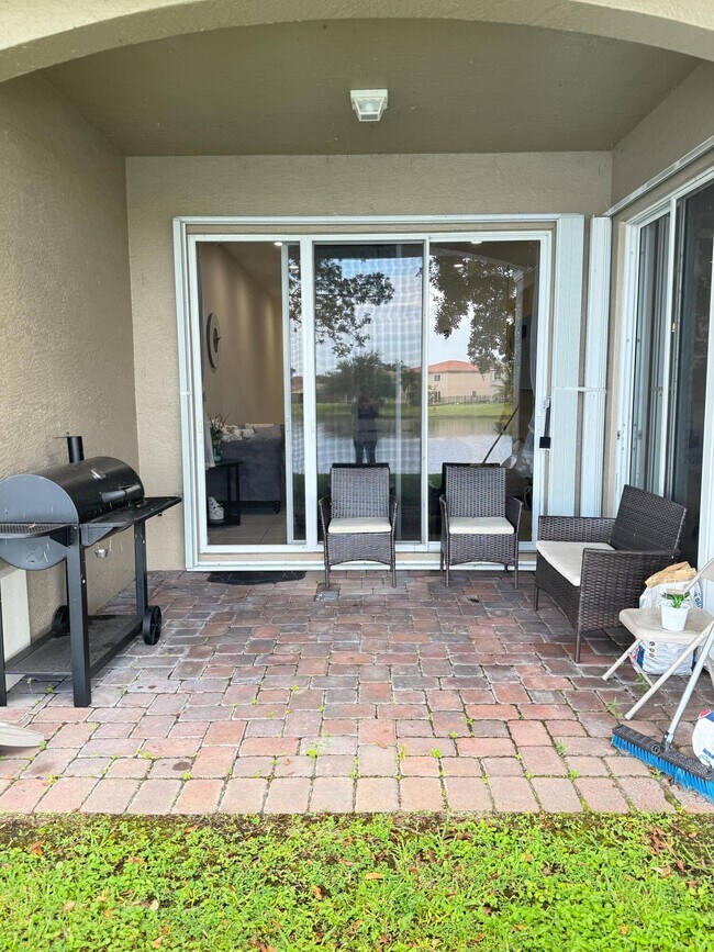 Building Photo - 2891 Cedar Dunes Dr