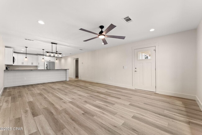 Building Photo - 2614 Cypress St