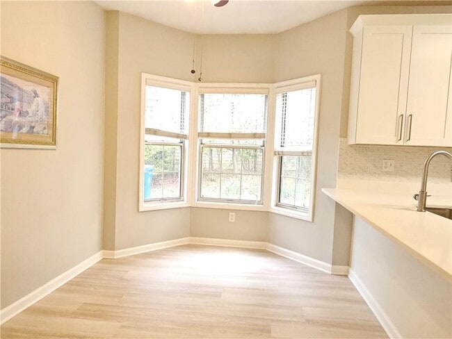 Building Photo - 3351 Governors Ct